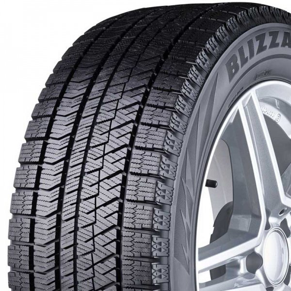 Bridgestone BLIZZAK ICE 225/45 R17 94 S XL